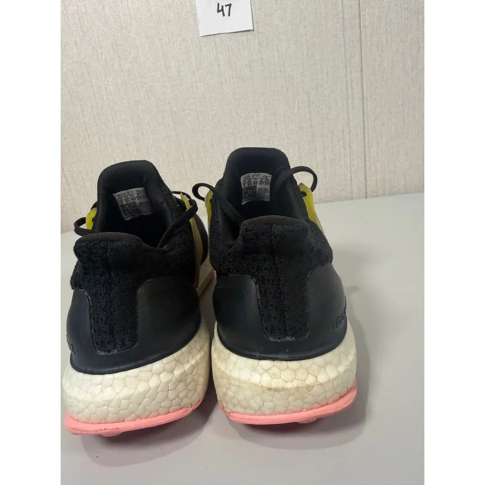 Adidas Womens‎ Ultraboost 5.0 Black Running Shoes Size 8
